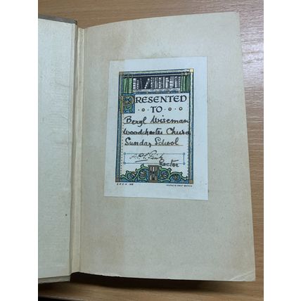 c1910s BESSIE MARCHANT "JOYCE HARRINGTON'S TRUST" ILLUSTRATED FICTION BOOK (P4)