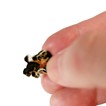 Cute Dog Enamel Pin Badge Glossy Collectable 2.0 cm x 1.6 cm Lapel BA111