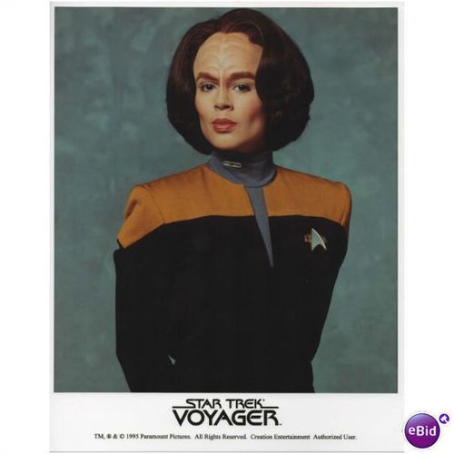 PHOTOGRAPH - STAR TREK: VOYAGER 7 (COLOUR)