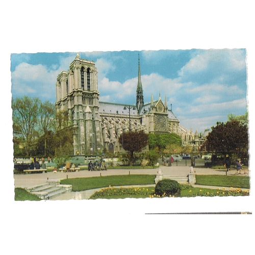 NOTRE-DAME, PARIS, FRANCE unused vintage postcard #