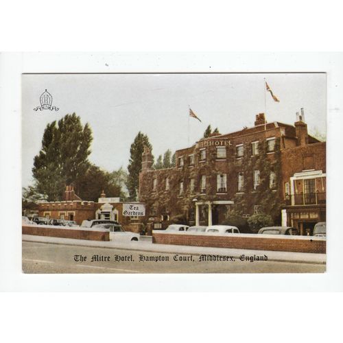 The Mitre Hotel Hampton Court Middlesex Postcard