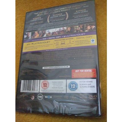 Les Miserables DVD Jackman Crowe Hathaway Seyfried Redmayne Bonham Cohen *SEALED