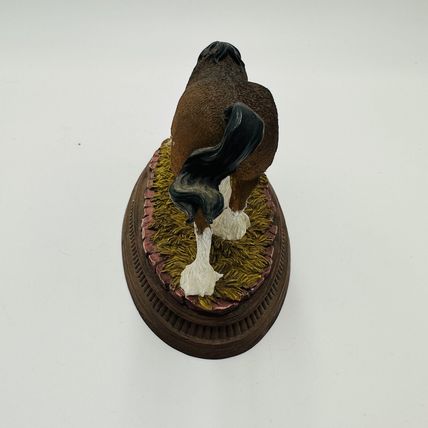 Anheuser Busch Figurine Mare & Foal F15 Numbered 1747 Vintage Rare 2004