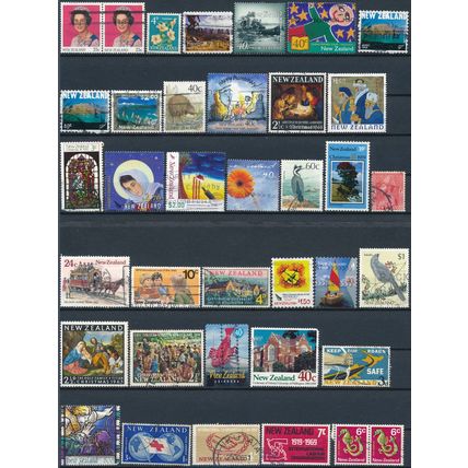 113 Stamp Selection - New Zealand - Used Hinged