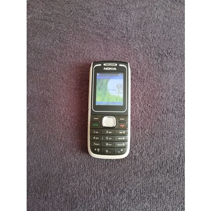 Nokia 1650 phone for sale, good and network independent, no back cover!