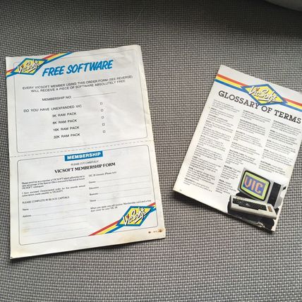 VIC 20 - INTRODUCING VICSOFT STARTER PACK & Catalog Vintage 1980’s