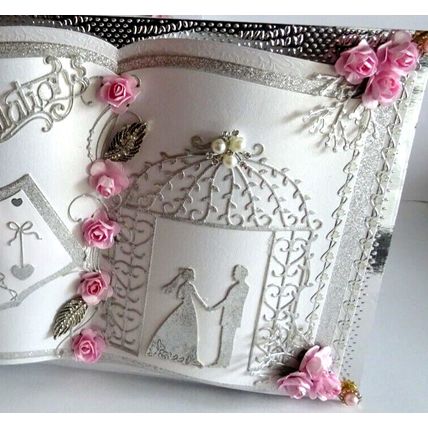 STUNNING HAND MADE BOOK DESIGN WEDDING CARD IN DECORATED KEEPSAKE GIFT BOX A4/C4