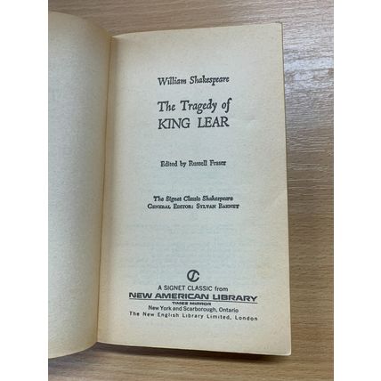 1963 WILLIAM SHAKESPEARE "THE TRAGEDY OF KING LEAR" USA PAPERBACK BOOK (P2)