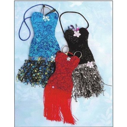 Wonder Women Quilts Pattern #1101 “Party Dress” Bags for Scissors Glasses ©2011