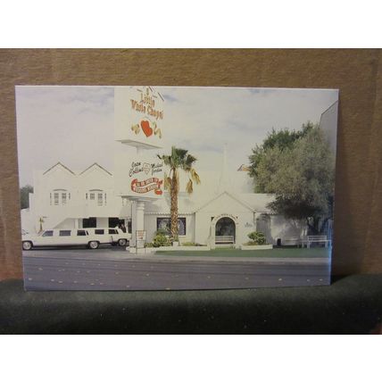 A LITTLE WHITE CHAPEL, LAS VEGAS, NEVADA USA. unused postcard