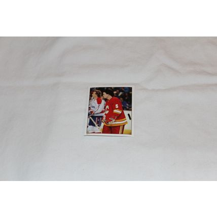 Phil Russell 1983 Topps STICKER NO. 271