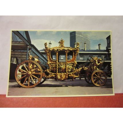 ROYAL STATE COACH vintage collector's postcard /