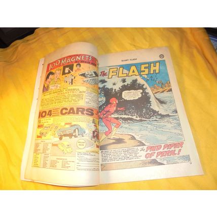 80-Page Giant # 9 * THE FLASH!! DC Comics * 1965 * GD/VG * $25.00 obo!