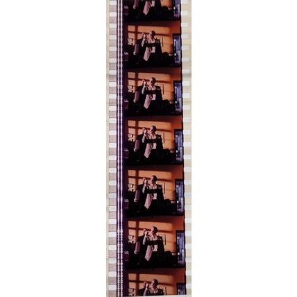 Pk GEB - S - MIX - d 0101W . 1 STRIP OF 5 - 35MM FILM CELLS. ( SNATCH )