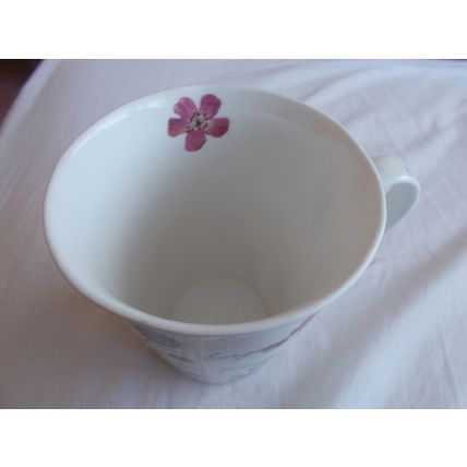 MUG / GARDEN THEME LARGER (26/01) BONE CHINA