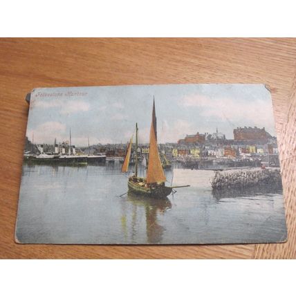 1908 fr Postcard - Fishing Boat entering Folkestone Harbour - Kent
