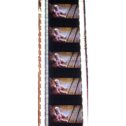 Labyrinth. Pk VZA - A011k. - 1 STRIP OF 5 - 35MM FILM CELLS