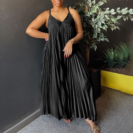 Women's summer new halter pleated sexy fashion A-line skirt dress