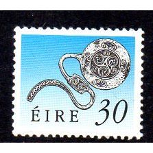 Ireland 1990 Heritage definitives 30p Latchet Brooch, MNH, SG 754