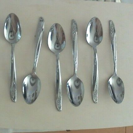 Vintage Floral Pattern Teaspoons