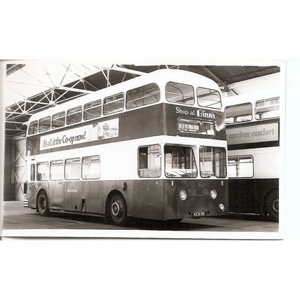 Black & White Photograph of Gateshead & District Omnibus Co. Ltd. - KCN 181