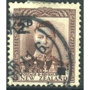 New Zealand 1941 - SG629 - surch 2d on 1½ brown - King George V1 - used
