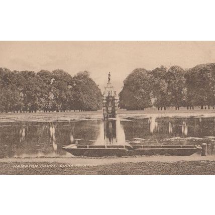 Hampton Court Diana Fountain Reflection On Rippling Water By Boat Old Postcard