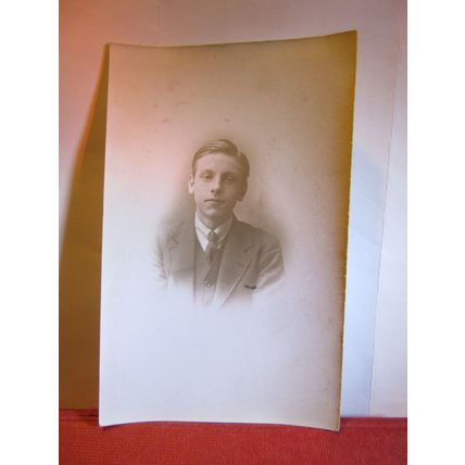 UNKNOWN YOUNG MAN antique portrait b/w photograph by J Wilson of Bradford (A) #