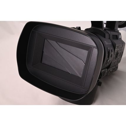 JVC GY-HC500U, 1" CMOS 4K Professional Camcorder, with accessories – Only 68Hrs