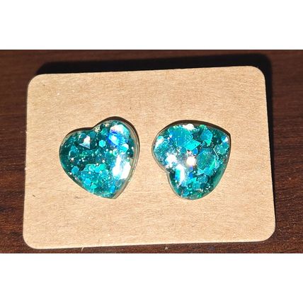GREEN HEARTS STUD EARRINGS