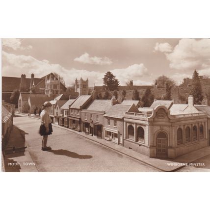 EC867 WIMBORNE MINSTER - MODEL TOWN. PRINTED POSTCARD