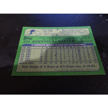 1982 Topps Card # 304A Johnnie LeMaster Near Mint (7) San Francisco Giants