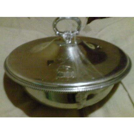 Buenilum covered server beaded rim
