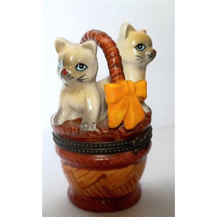 GLAZED CERAMIC FIGURINE - PAIR OF SIAMESE CATS on a POT - 8 x 5 cm diameter