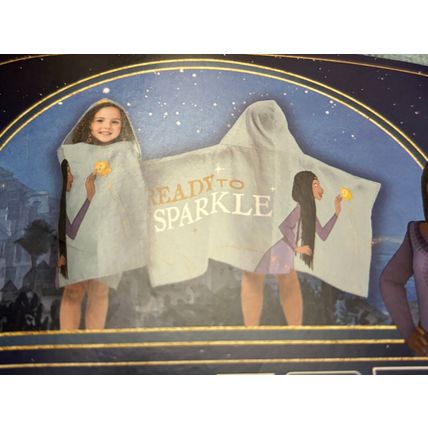 NEW Disney Wish Kids' 22'' x 51'' Hooded Towel
