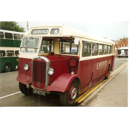 Colour Photograph of East Kent Road Car Co. Ltd. - JG 8720