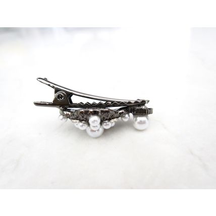 2 small dark silver metal pearl and crystal filigree hair clip for fine thin