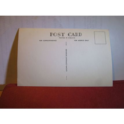 WAKEFIELD & BLOODY TOWER, TOWER OF LONDON . unused postcard Ministry of Works =