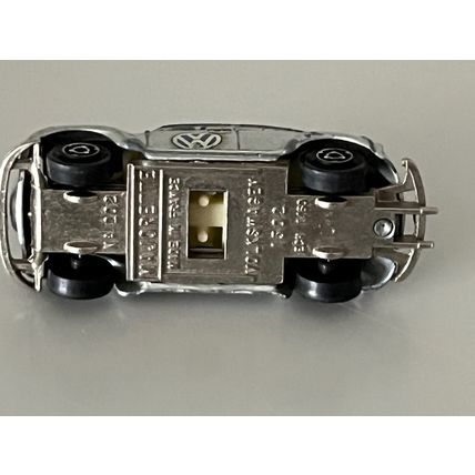 MAJORETTE VOLKSWAGEN BEETLE SILVER - 1/60 SCALE