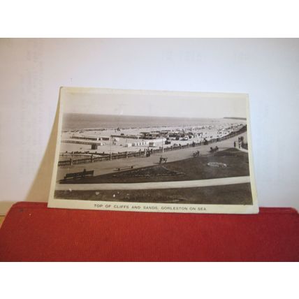 TOP OF CLIFFS & SANDS, GORLESTON-ON-SEA NORFOLK. used vintage postcard 1934 pm =