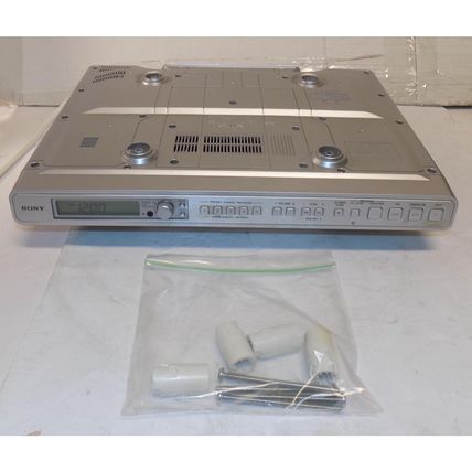 Sony ICF-CD553RM Am Fm Kitchen Under Cabinet Clock Radio w/ CD Player +Hardware