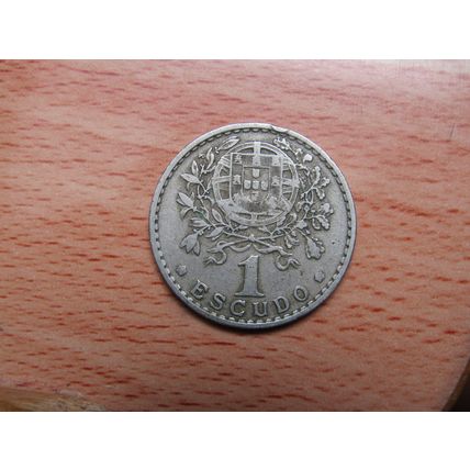 Portugal 1957 $1 Escudo Coin