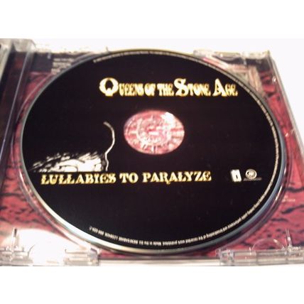 QUEENS OF THE STONE AGE LULLABIES TO PARALYZE- CDALBUM 2005 - 1DISC