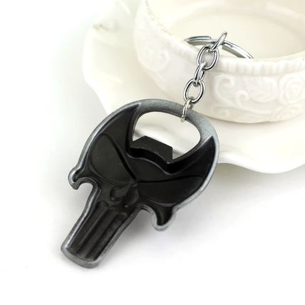 Vintage Skull Keychain Bottle Opener Metal Pendant Car Backpack Key Holder Gift