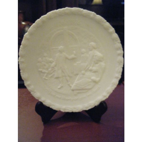 Fenton #1 Ivory Bicentennial Commemorative Plate Give Me Liberty Give Me Death