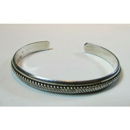 Vintage Native American Sterling Silver Cuff Bracelet By Navajo Artist AM 9.9 g