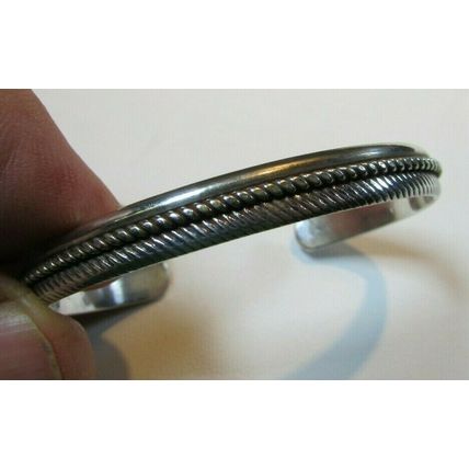Vintage Native American Sterling Silver Cuff Bracelet By Navajo Artist AM 9.9 g