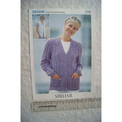 Vintage: Sirdar 5580 cardigan, DK, 32-42 inch, 81-107 cm