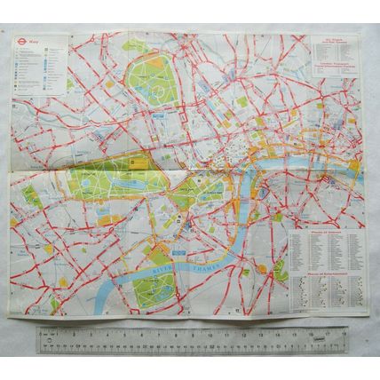 1976 London Official Tourist Information including Underground & bus maps
