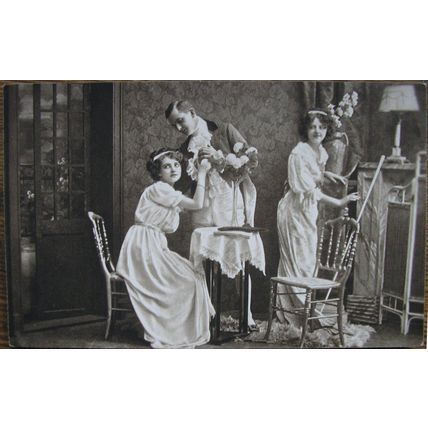vintage postcard Romantic Scene